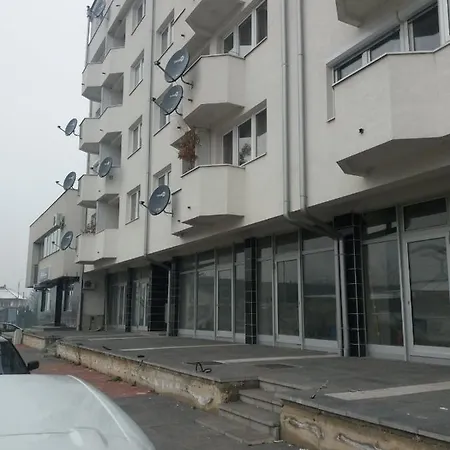 Stan Na Dan Dm Istocno Sarajevo Appartement *